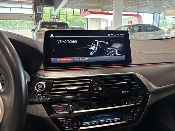 BMW M550i 9 of 18