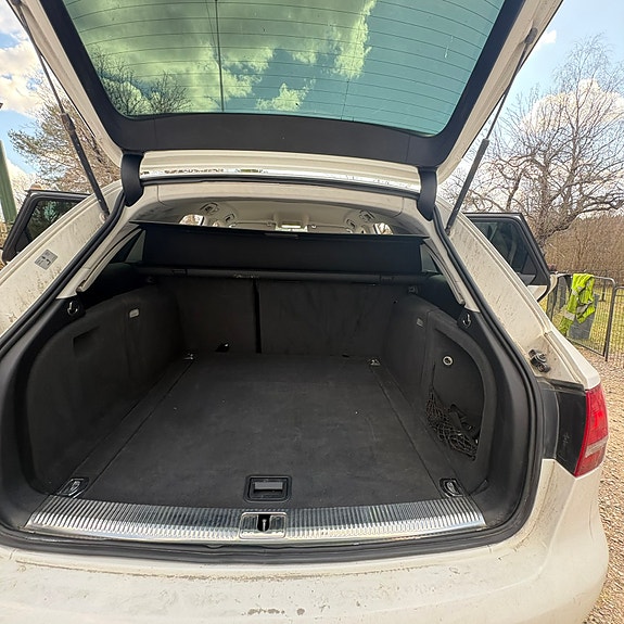 Audi A4 5 of 11