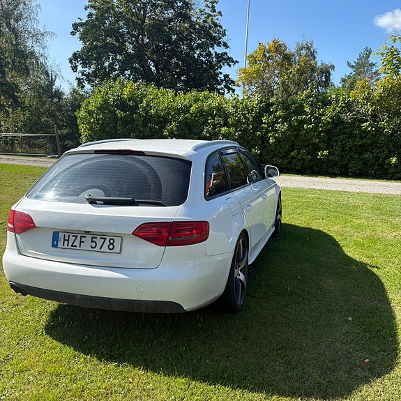 Audi A4 2 of 11