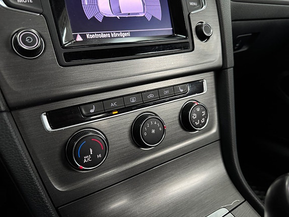 Volkswagen Golf I 17 of 24