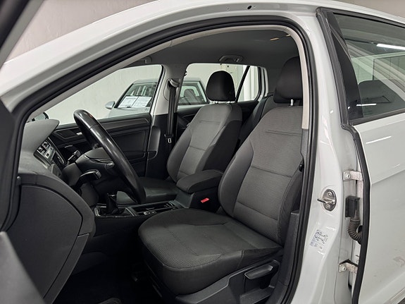 Volkswagen Golf I 19 of 24