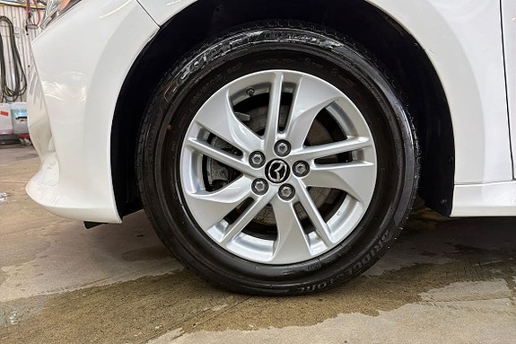 Mazda 2 17 of 21