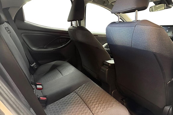 Mazda 2 9 of 21