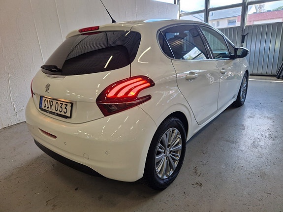 Peugeot 208 20 of 20