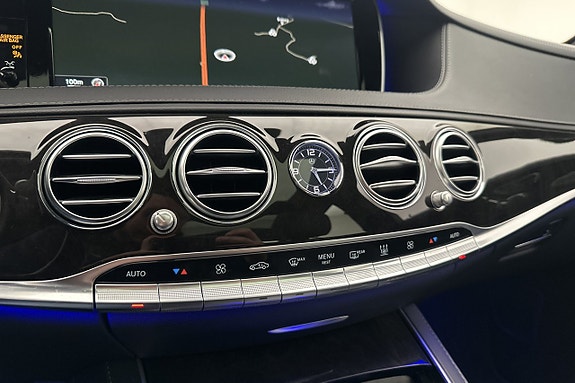 Mercedes-Benz S350 21 of 26
