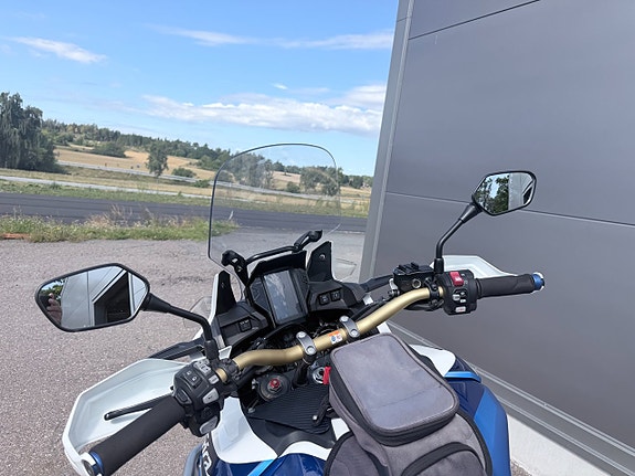 Honda CRF1000 D2 Africa-Twin Adventure Sport DCT 12 of 17