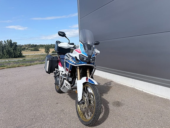 Honda CRF1000 D2 Africa-Twin Adventure Sport DCT 3 of 17
