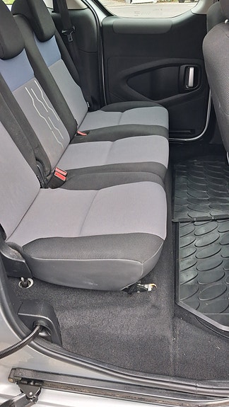 Peugeot Partner Tepee 9 of 11