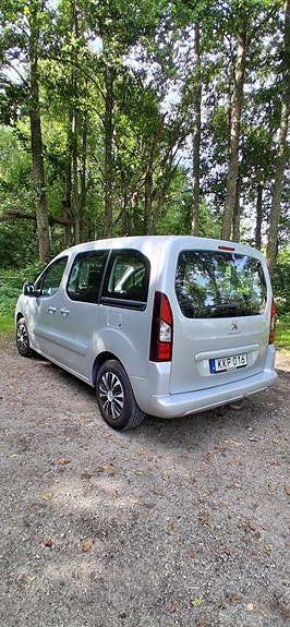 Peugeot Partner Tepee 4 of 11