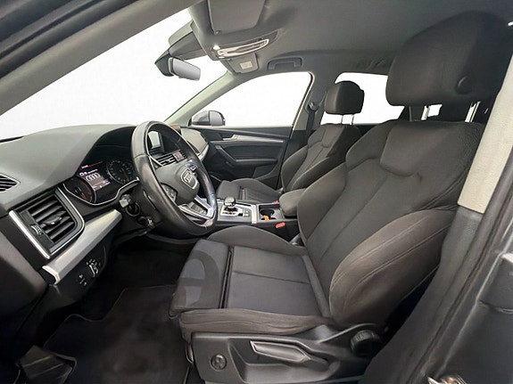 Audi Q5 12 of 30