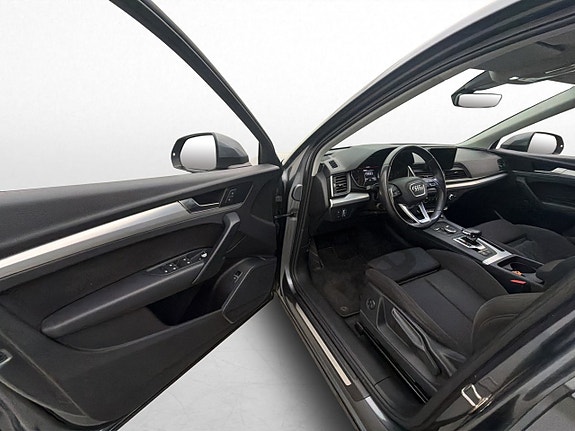 Audi Q5 11 of 30