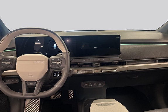 Kia EV3 7 of 14
