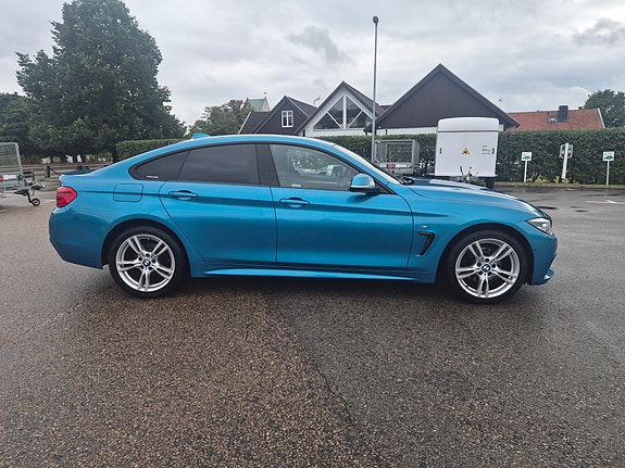 BMW 430i 3 of 6