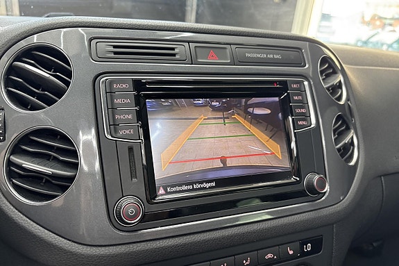 Volkswagen Tiguan 15 of 21