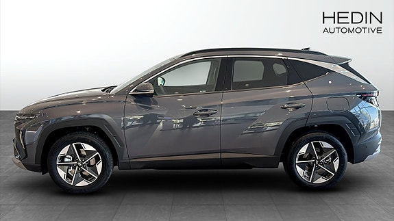Hyundai Tucson 6 of 12