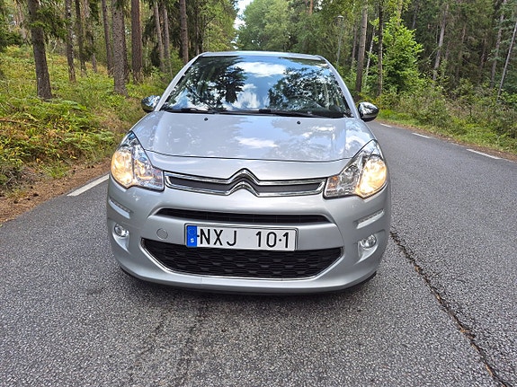 Citroen C3 2 of 12