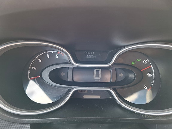 Opel Vivaro 9 of 9