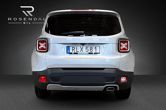 Jeep Renegade 5 of 17