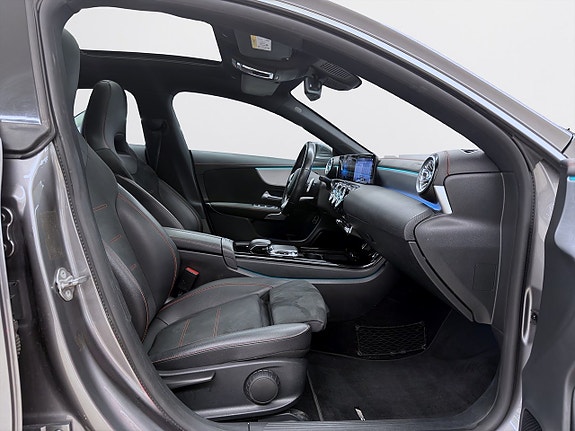Mercedes-Benz CLA220 12 of 19