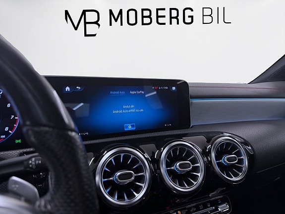 Mercedes-Benz CLA220 17 of 19