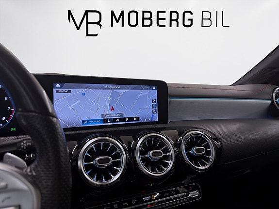 Mercedes-Benz CLA220 16 of 19