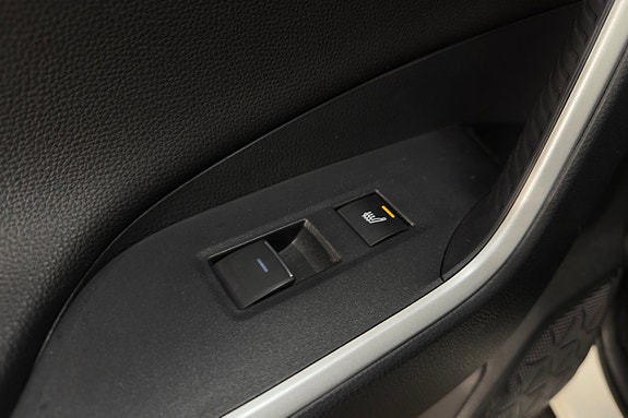 Toyota RAV4 Plug-in Hybrid 24 of 25