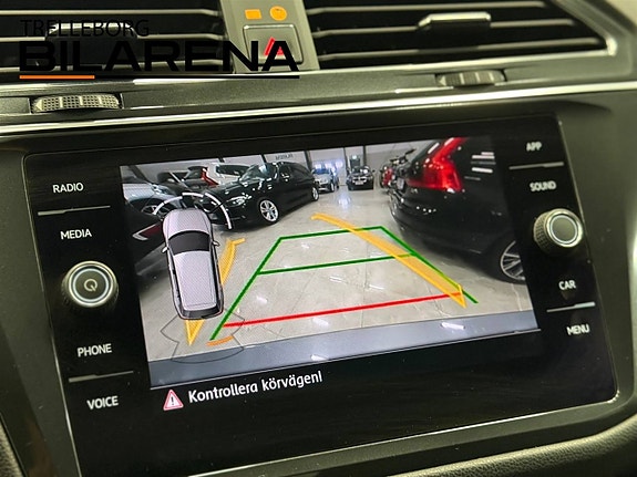 Volkswagen Tiguan Allspace 19 of 27