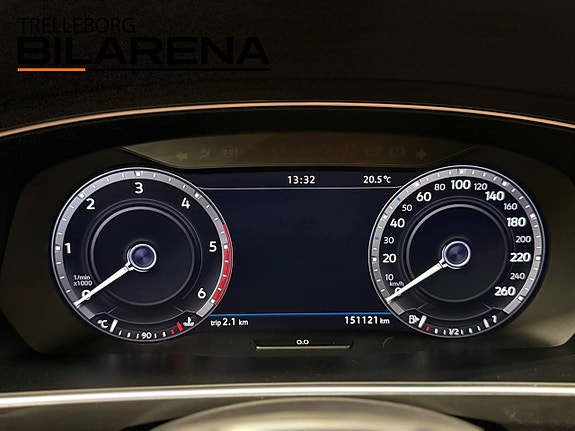Volkswagen Tiguan Allspace 18 of 27