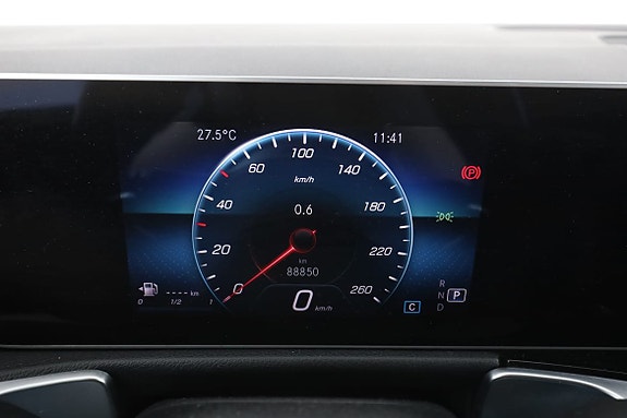 Mercedes-Benz GLB220 d 20 of 30