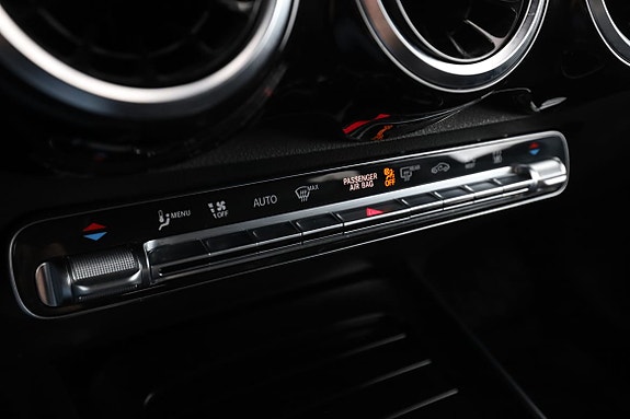 Mercedes-Benz GLB220 d 25 of 30
