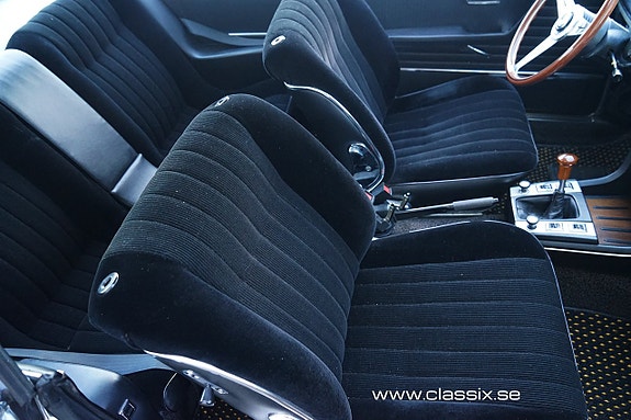BMW 3.0 CSI 4 of 29