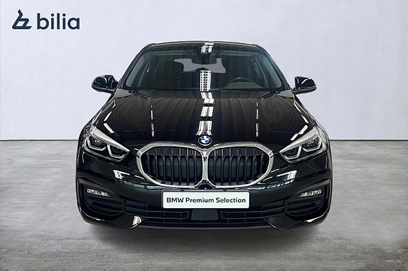 BMW 118i 5 of 18