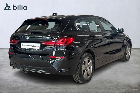 BMW 118i 17 of 18