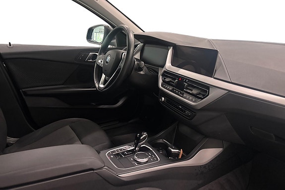 BMW 118i 6 of 18