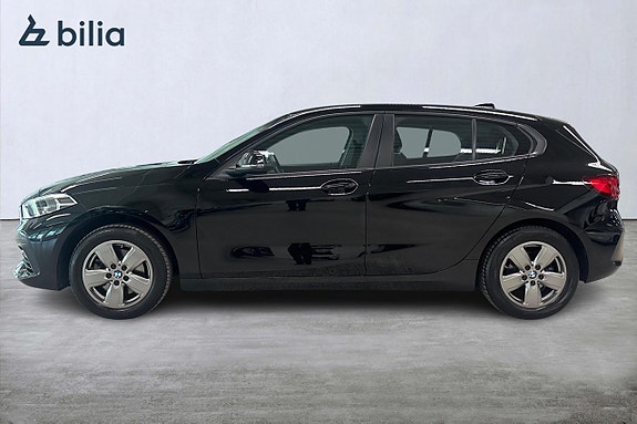 BMW 118i 3 of 18