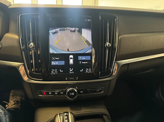 Volvo V90 Cross Country 12 of 18