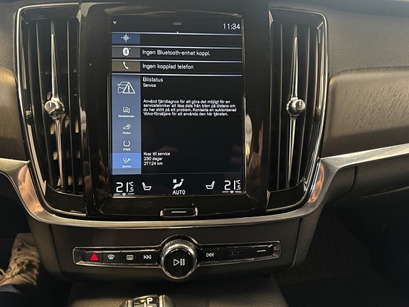 Volvo V90 Cross Country 9 of 18