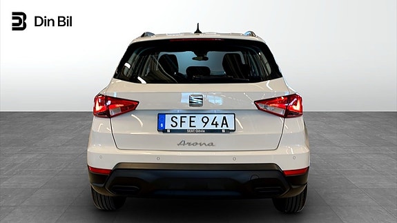 Seat Arona 5 of 12