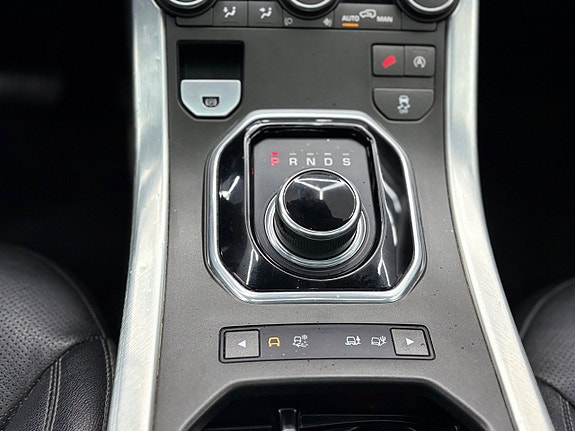 Land Rover Range Rover Evoque 23 of 25