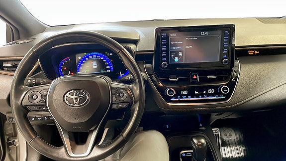 Toyota Corolla 10 of 12