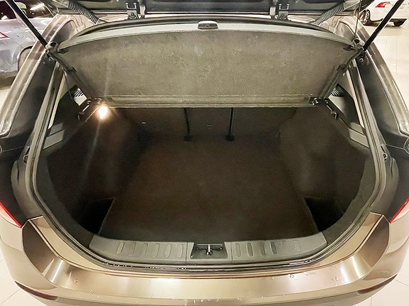 BMW X1 7 of 7
