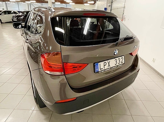 BMW X1 3 of 7