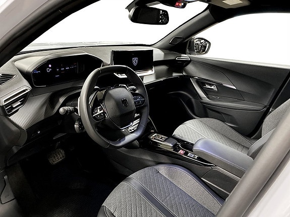 Peugeot 2008 5 of 19