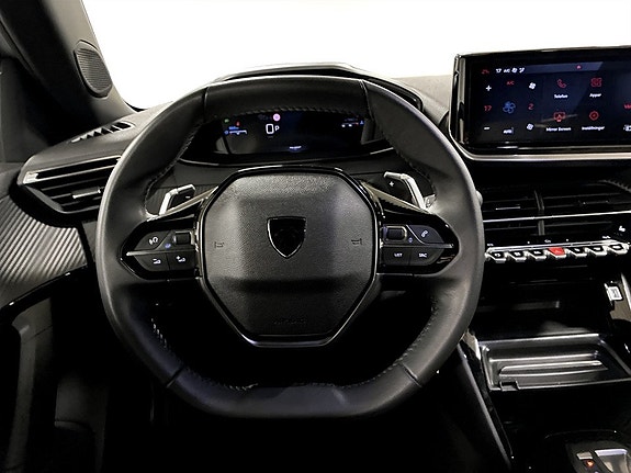 Peugeot 2008 7 of 19