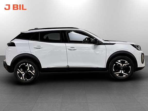 Peugeot 2008 17 of 19