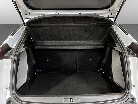 Peugeot 2008 19 of 19