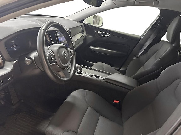 Volvo XC60 6 of 14