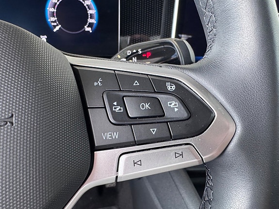 Volkswagen Tiguan 13 of 24