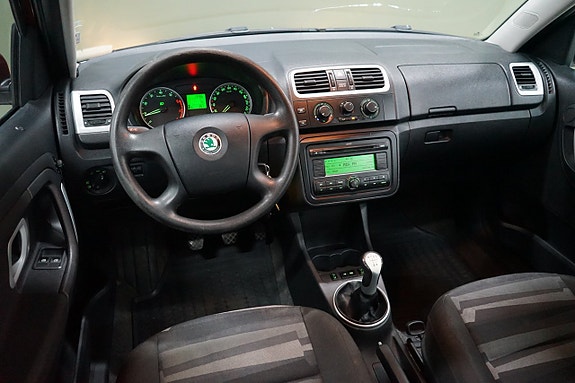 Skoda Roomster 7 of 15