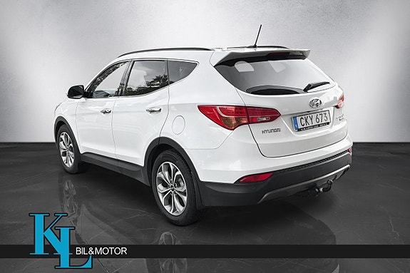Hyundai Santa Fe 4 of 21